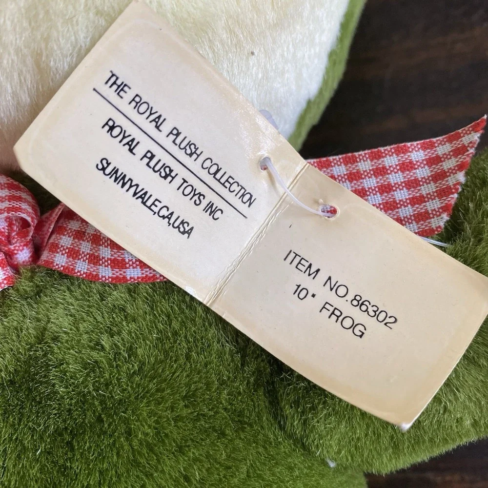 Vintage Royal Plush Green Frog Stuffed Animal # 86302‎ Red Checkered Bow Tags